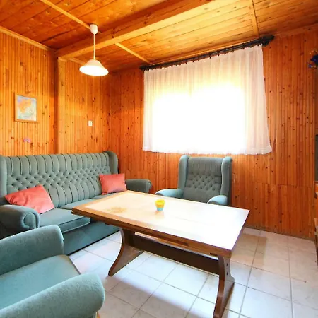 Holiday Home Begonia Balatonbereny